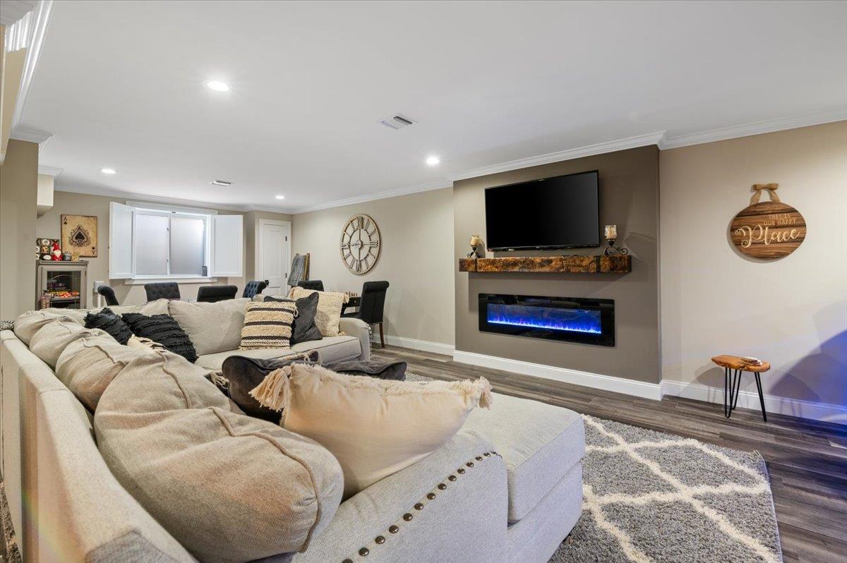 126 Grace Hall Lane, Yaphank, New York image 29