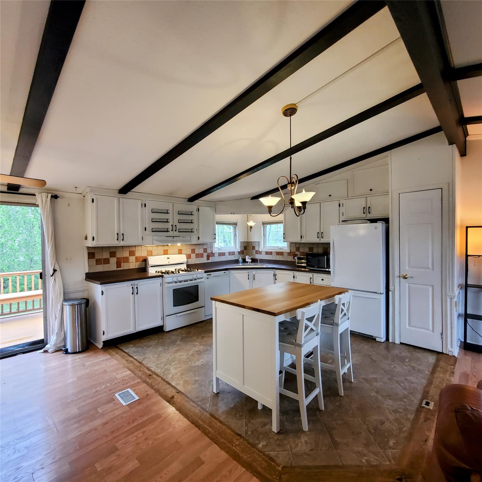 34 Kens Way, Hyde Park, New York image 10