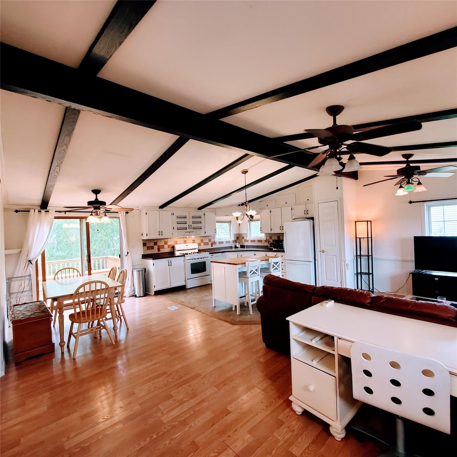 34 Kens Way, Hyde Park, New York image 5