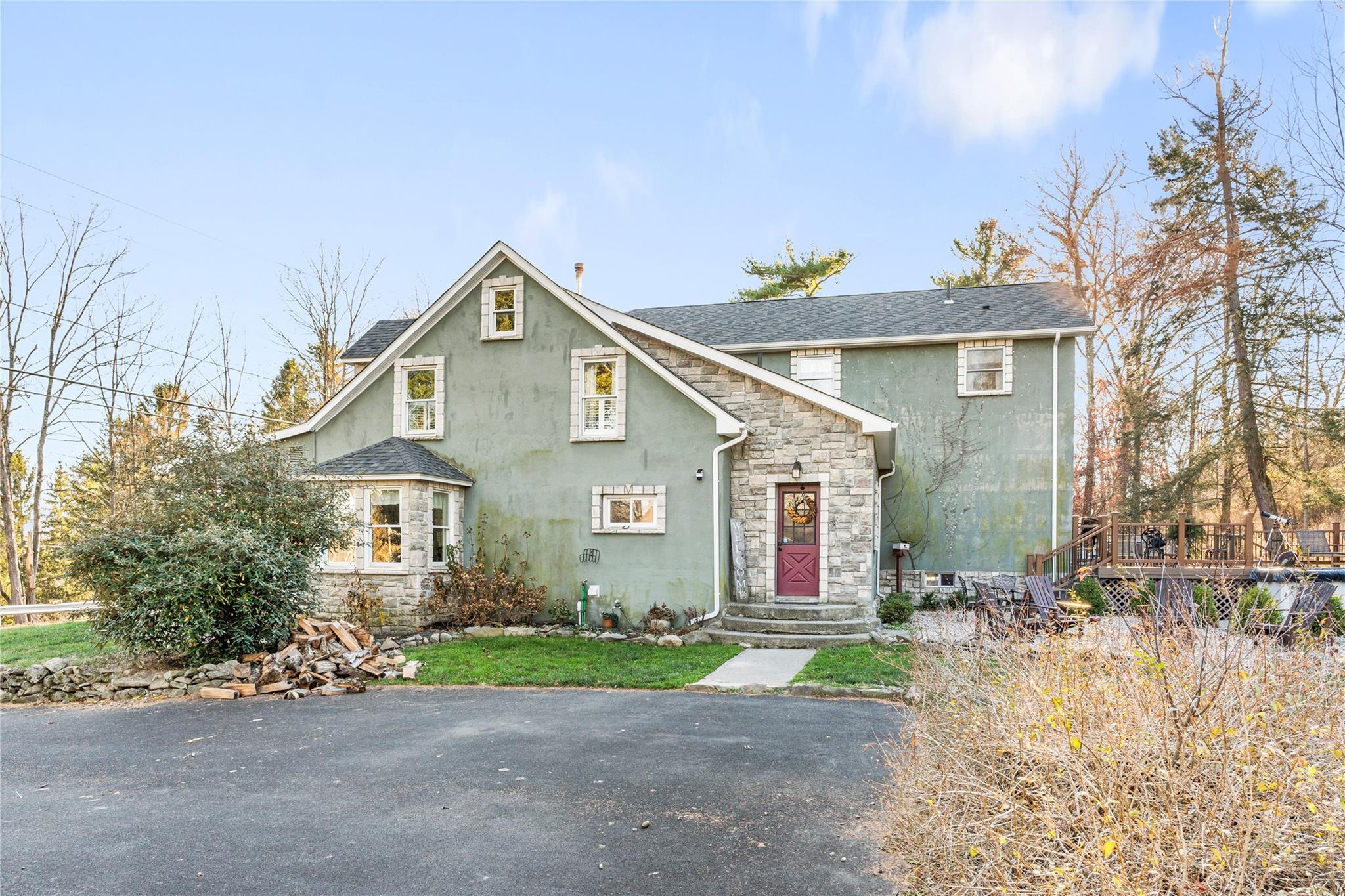 76 Hill Road