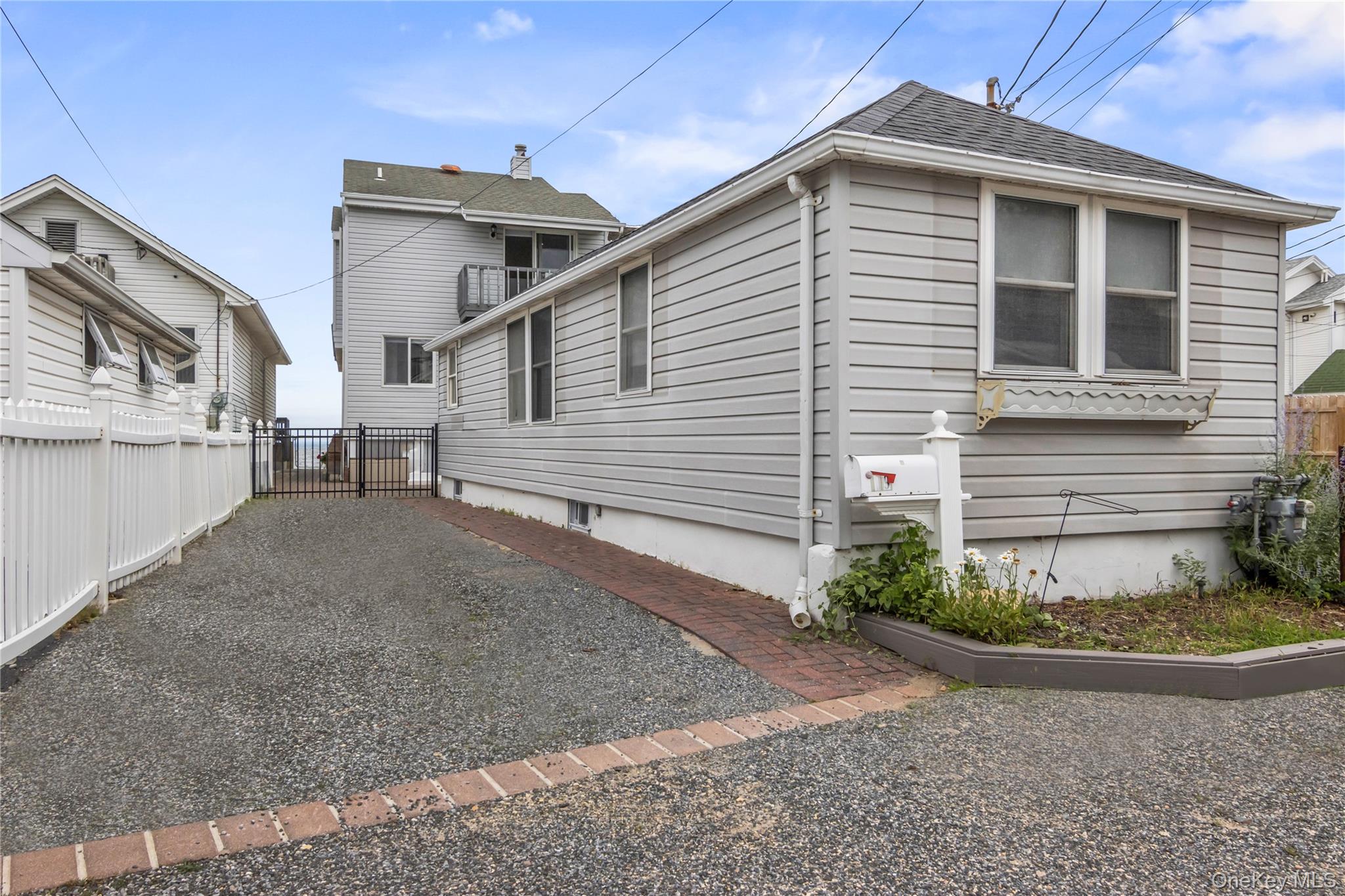 19 Pine Lane