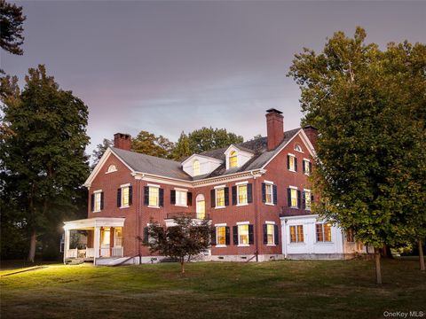 63 Colonial Avenue Warwick NY 10990