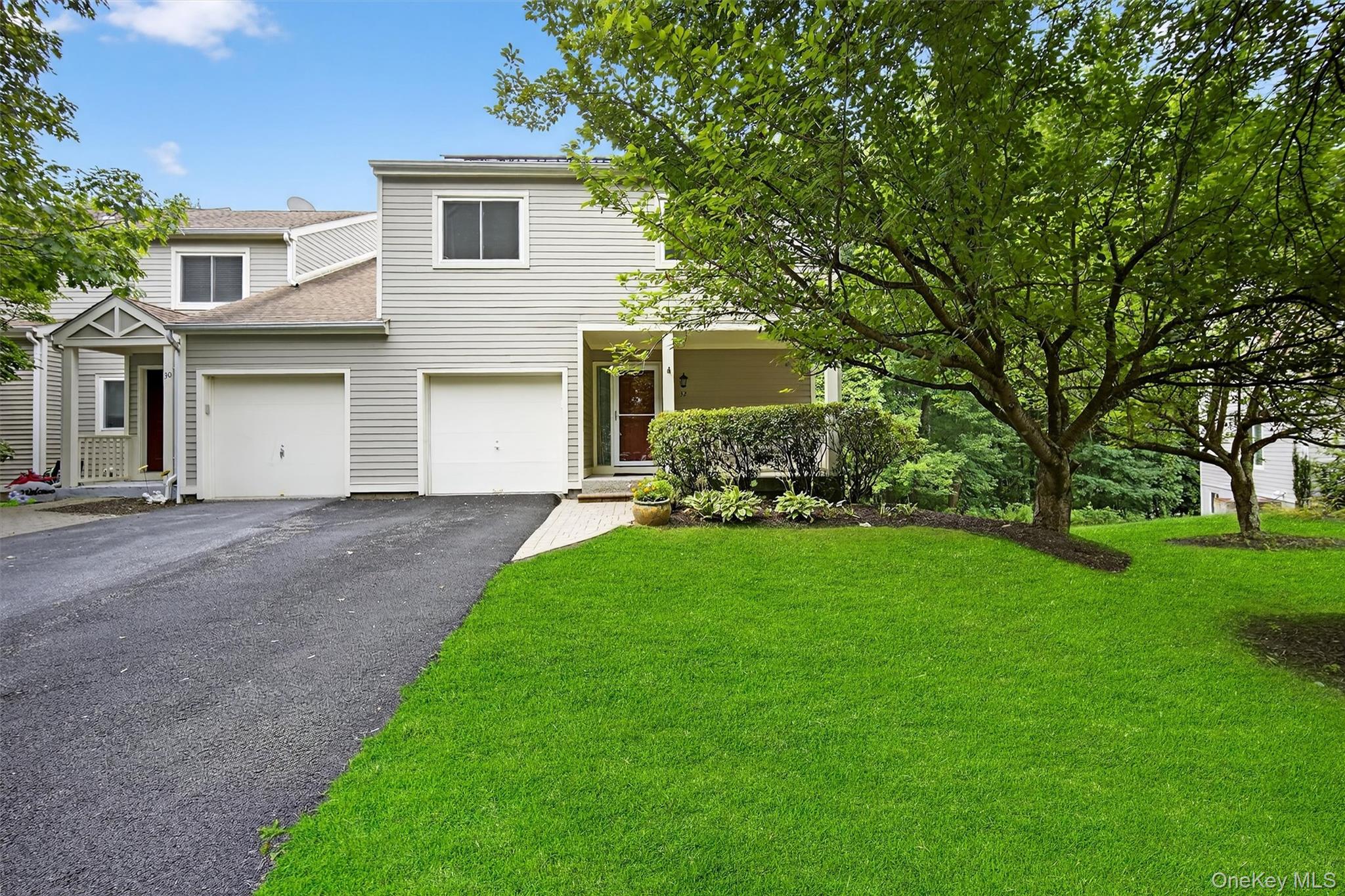 32 Meadow Way