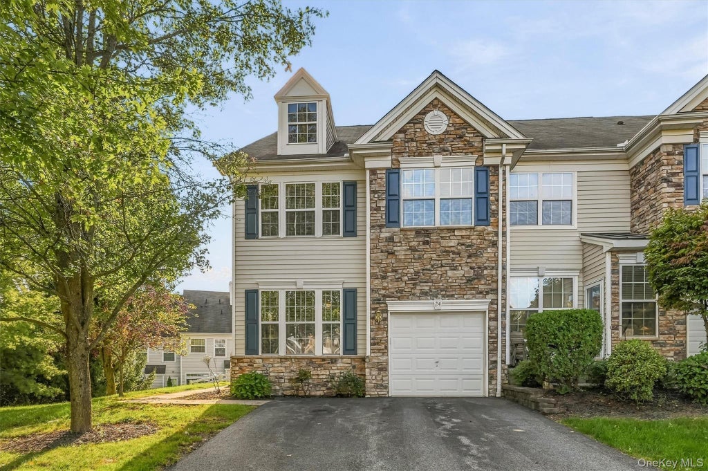 Photo of 24 Ford Court, Monroe, NY 10950 (MLS # 1056648)