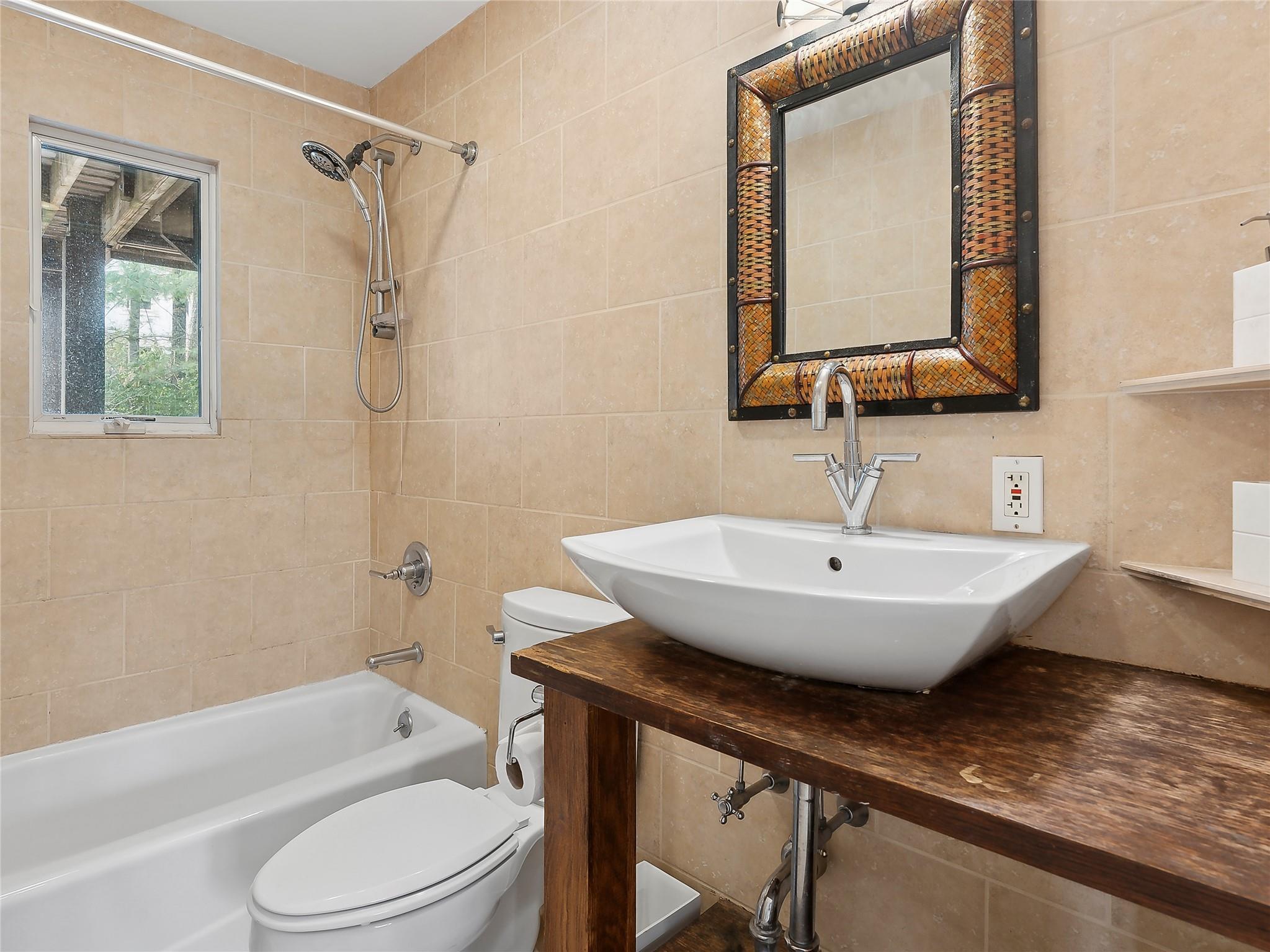 56 Edison Drive, Montauk, New York image 17
