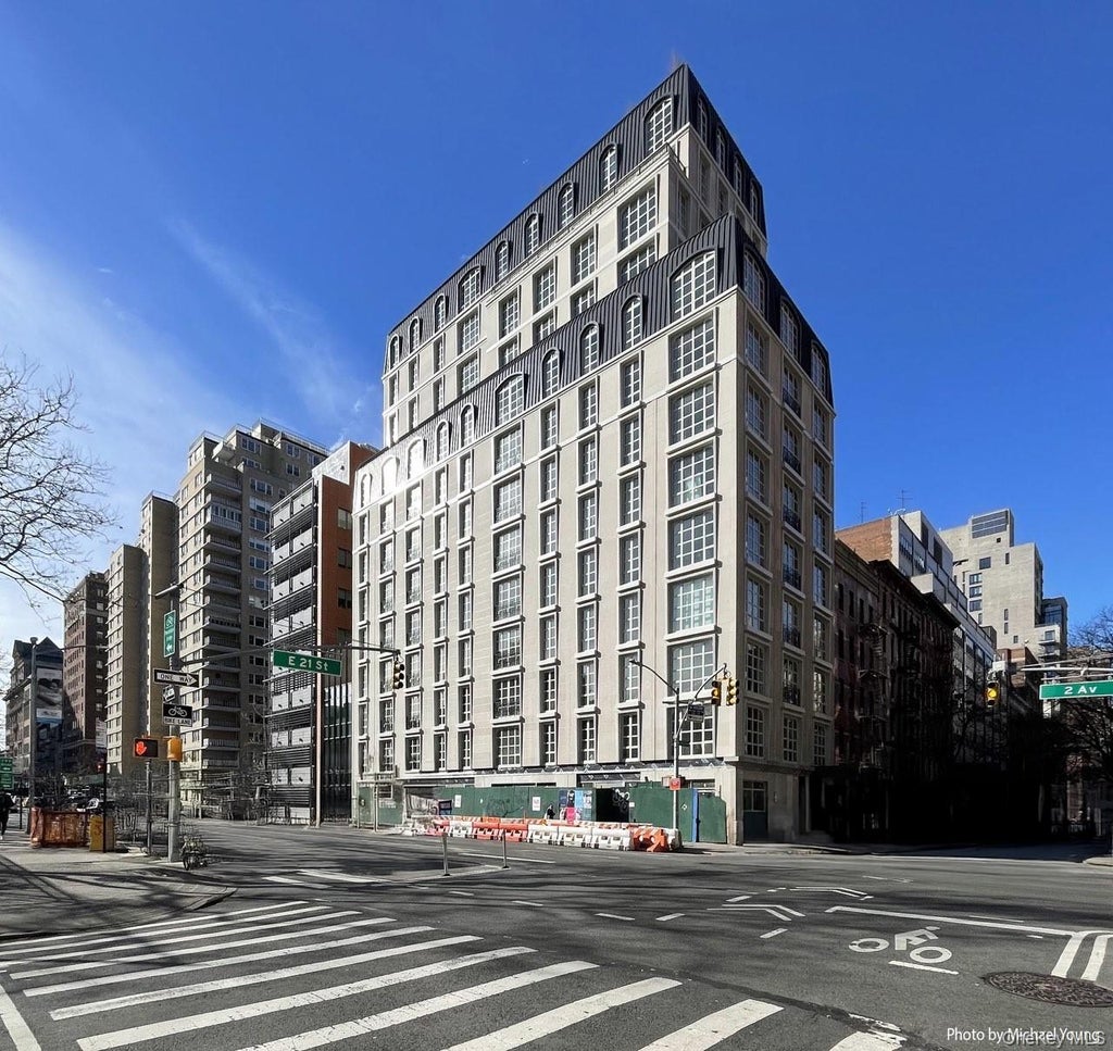 Photo of 250 E 21st Street #9D, New York (Manhattan), NY 10010 (MLS # 1040365)