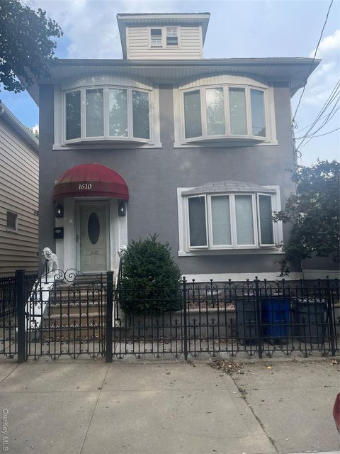 1610 Hering Avenue Bronx NY 10461