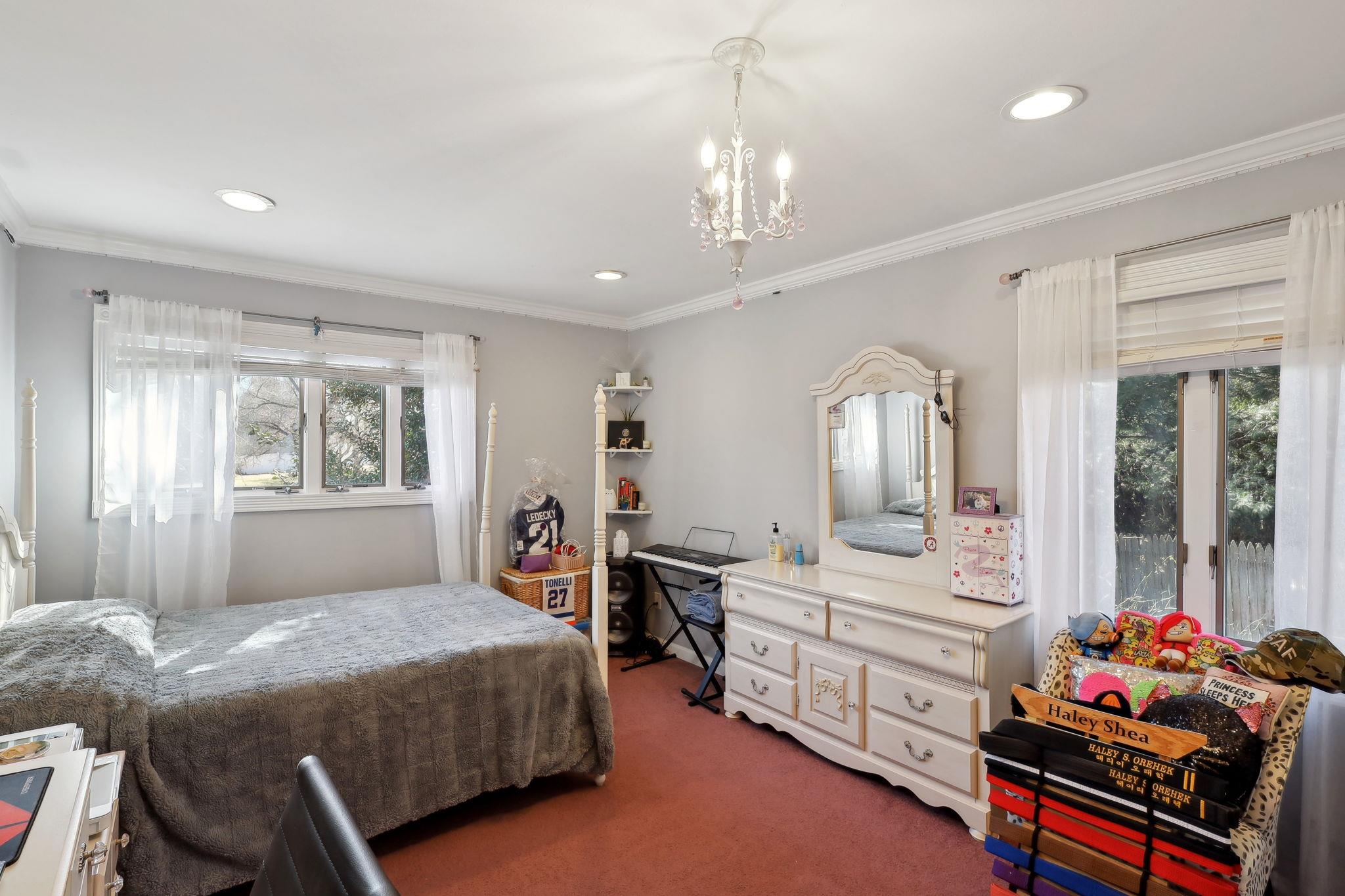 61 Scholar Lane, Commack, New York image 15