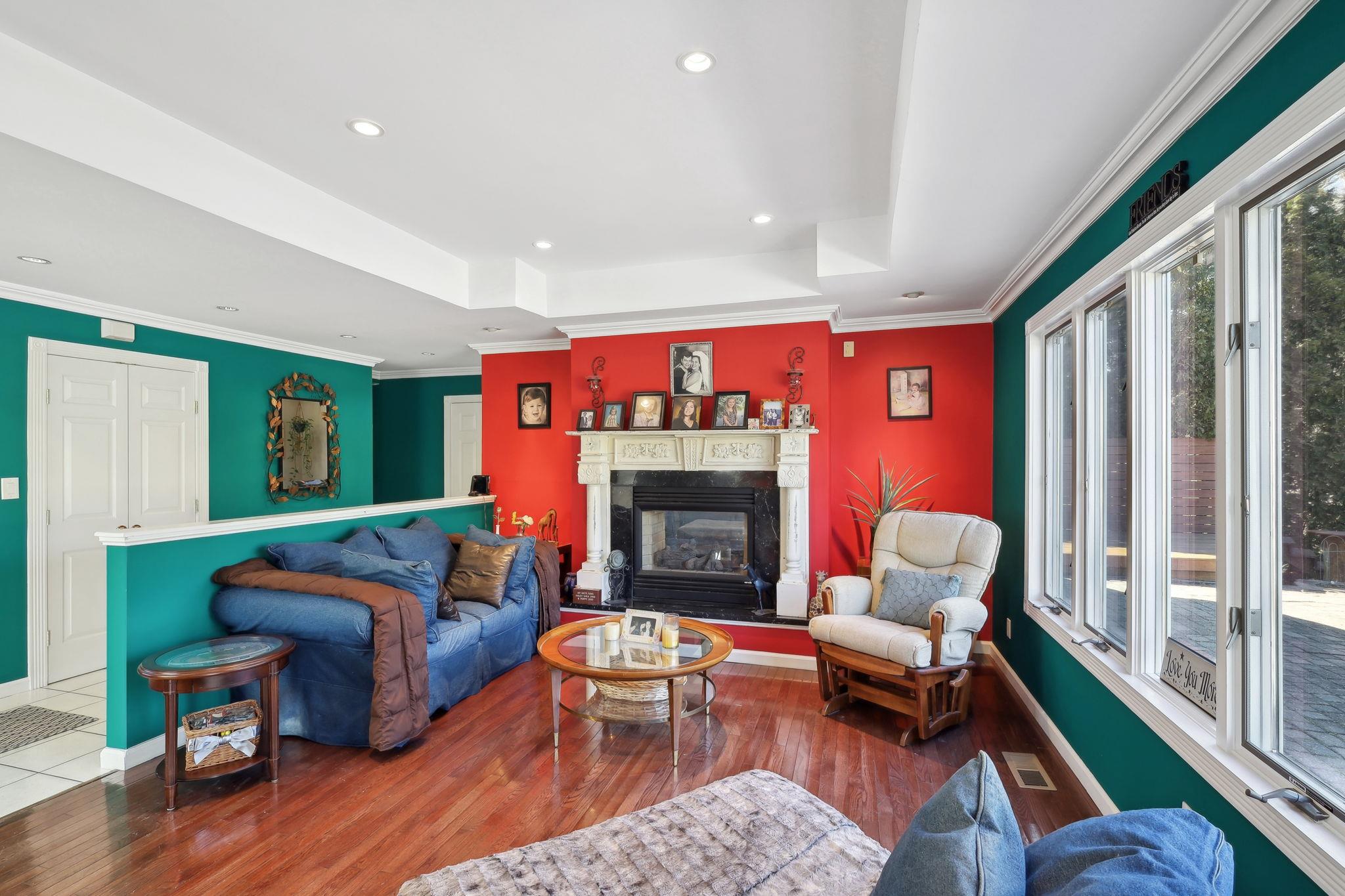61 Scholar Lane, Commack, New York image 5