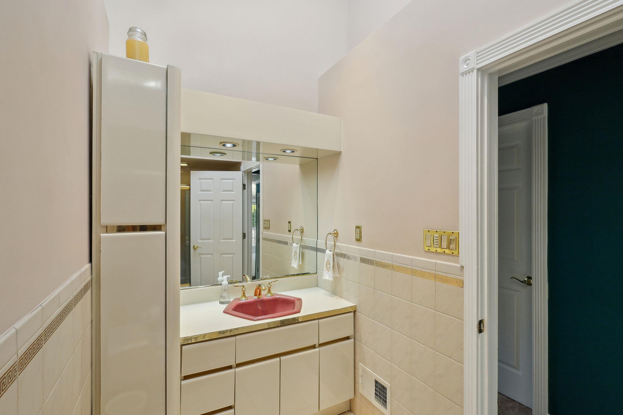 61 Scholar Lane, Commack, New York image 14