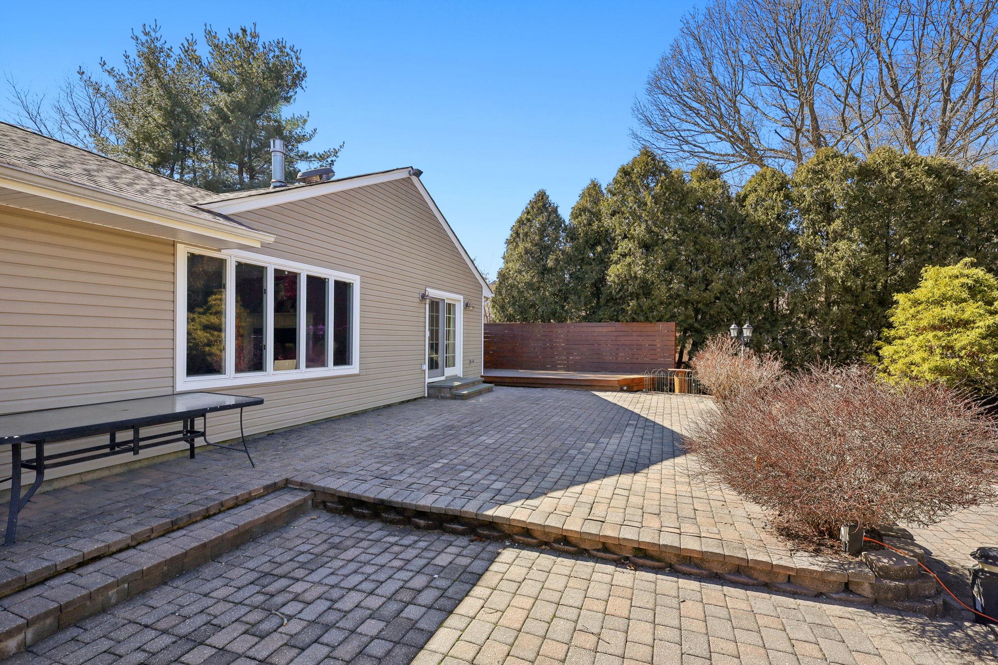 61 Scholar Lane, Commack, New York image 29