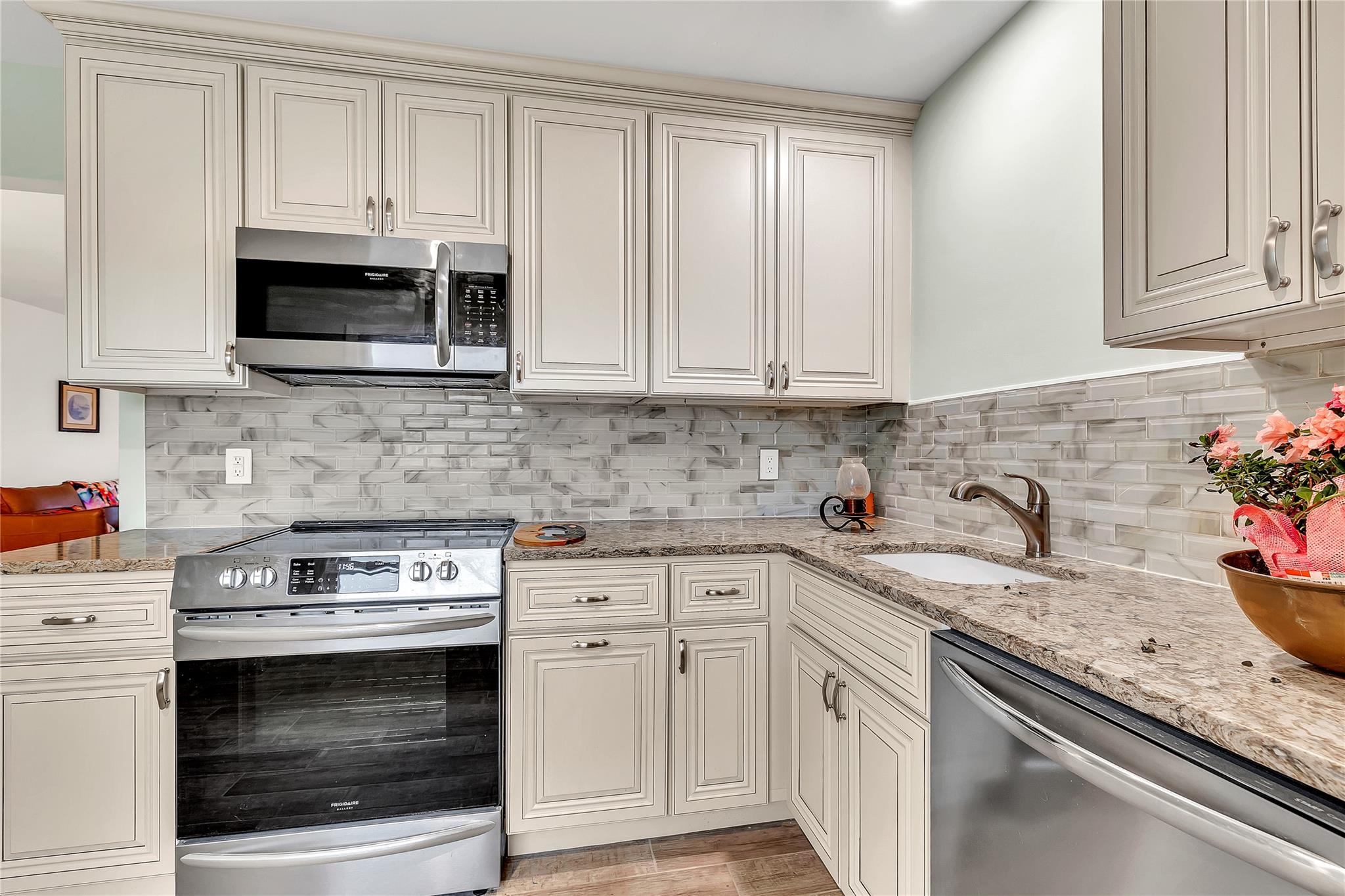 48 E 2nd Street, Freeport, New York image 10