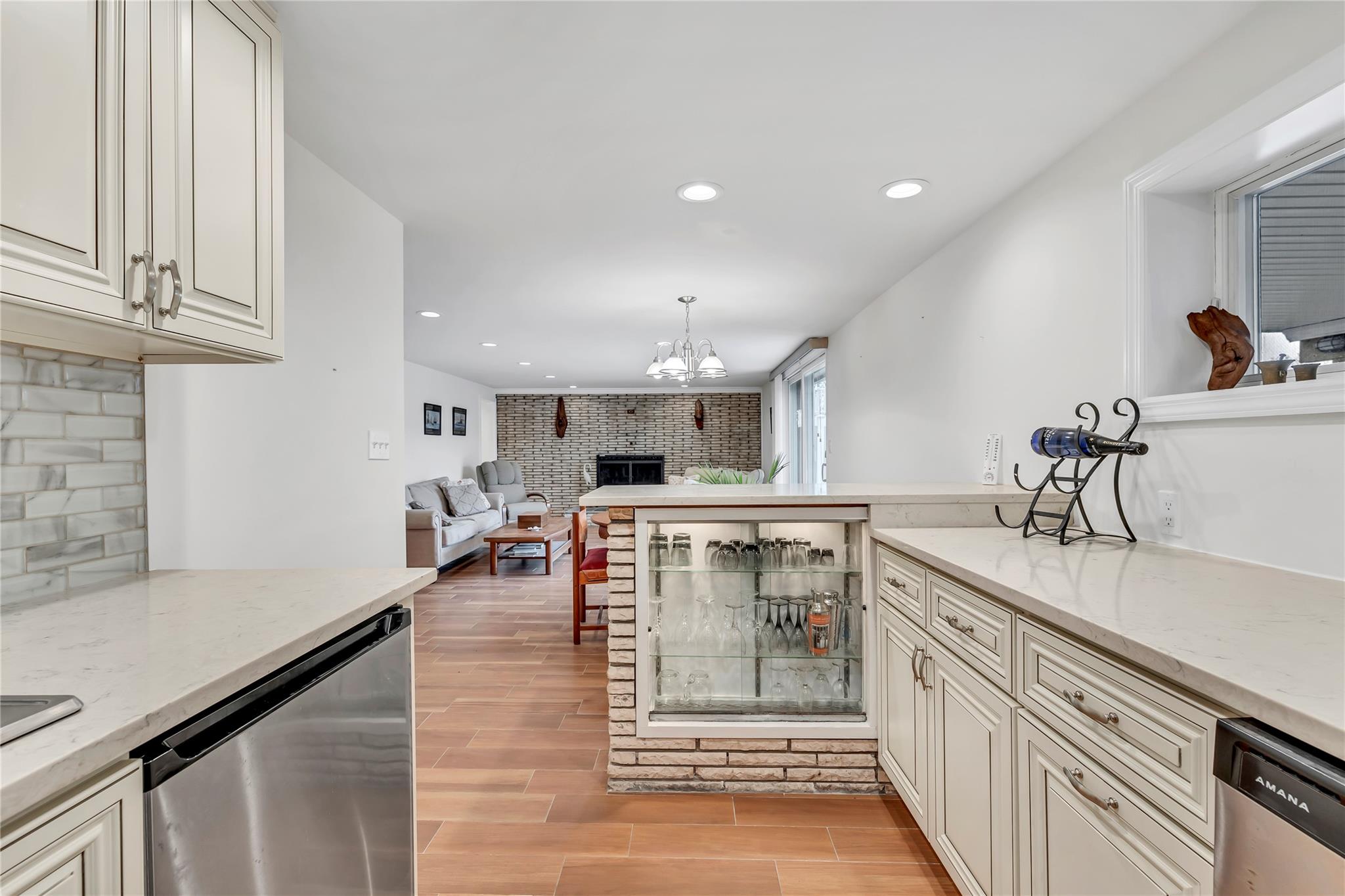 48 E 2nd Street, Freeport, New York image 30