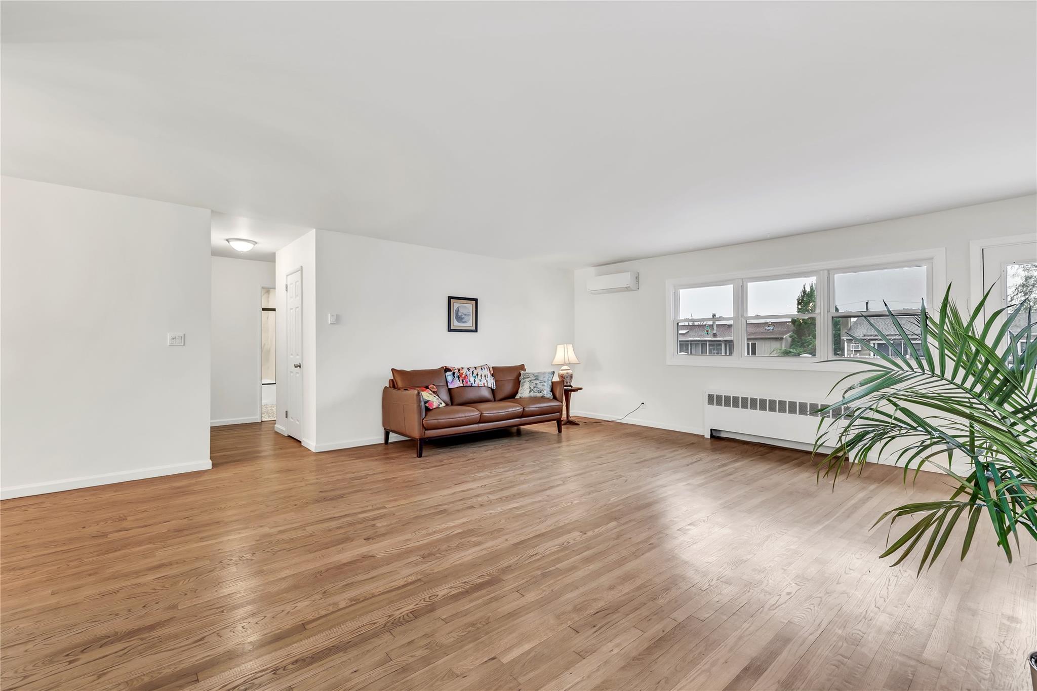 48 E 2nd Street, Freeport, New York image 6