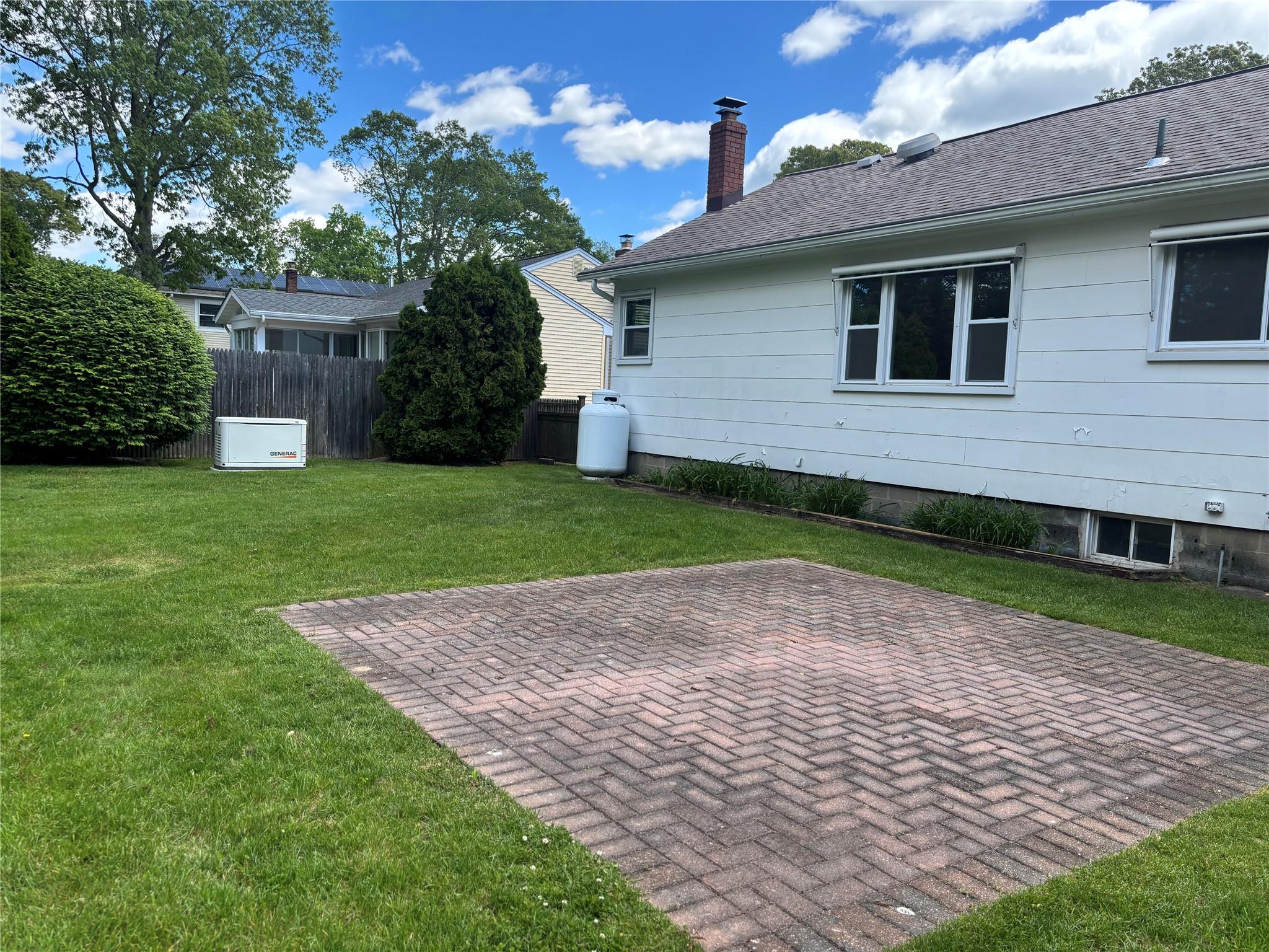 60 Hewitt Boulevard, Center Moriches, New York image 13