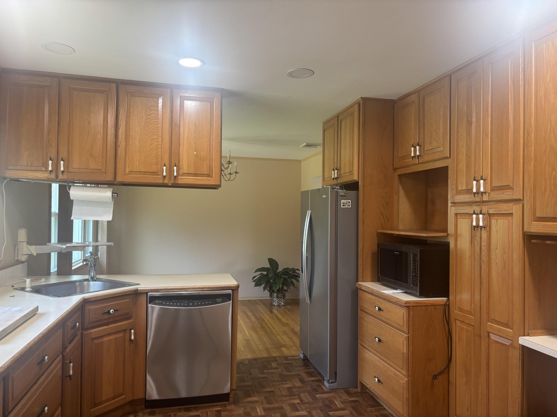 60 Hewitt Boulevard, Center Moriches, New York image 6