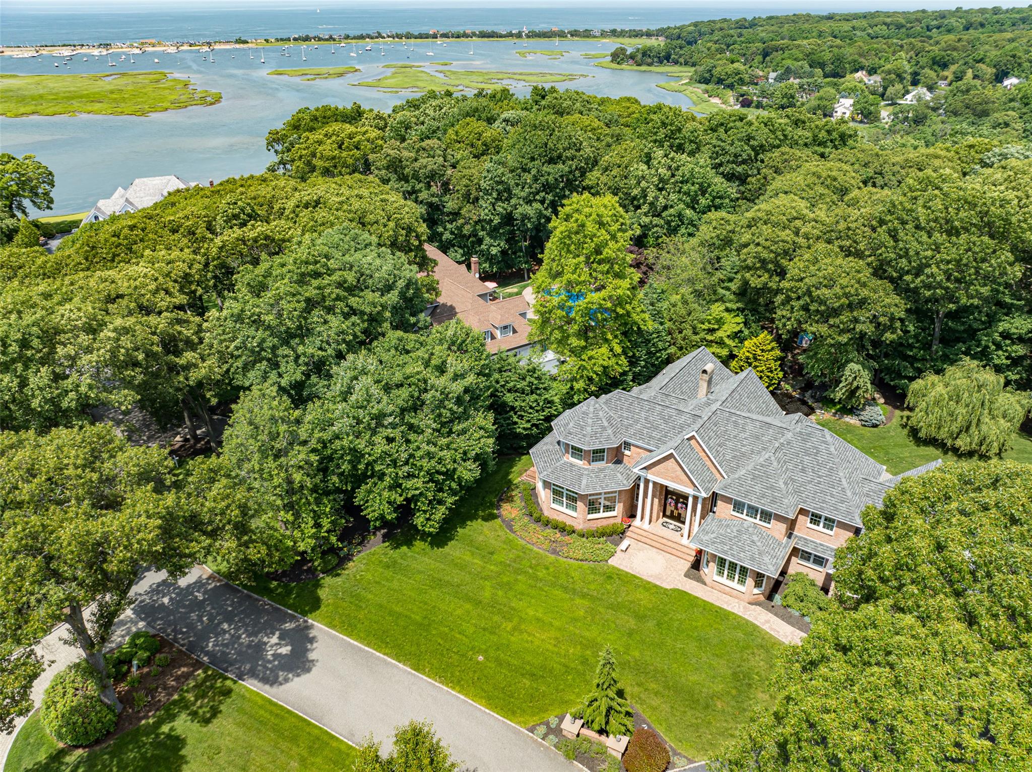 14 Eagle Landing Lndg, Mount Sinai, New York image 44