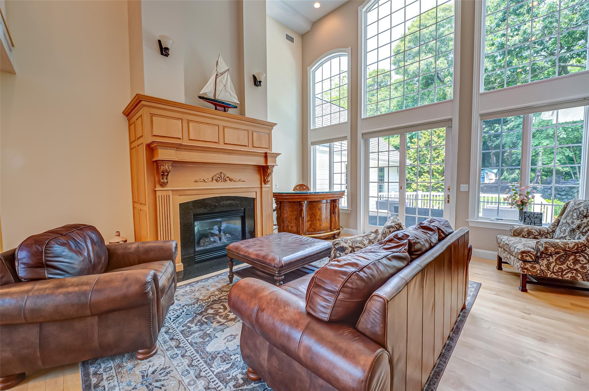 14 Eagle Landing Lndg, Mount Sinai, New York image 11