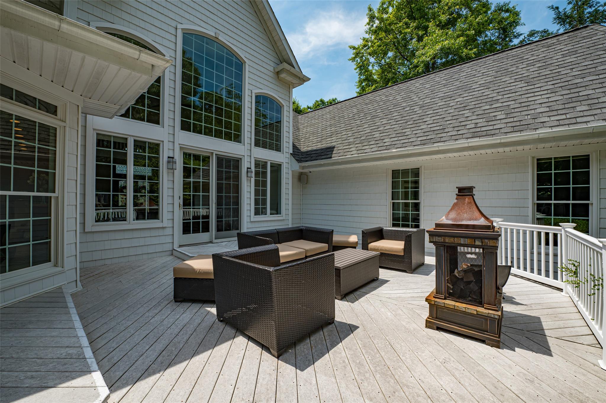 14 Eagle Landing Lndg, Mount Sinai, New York image 37