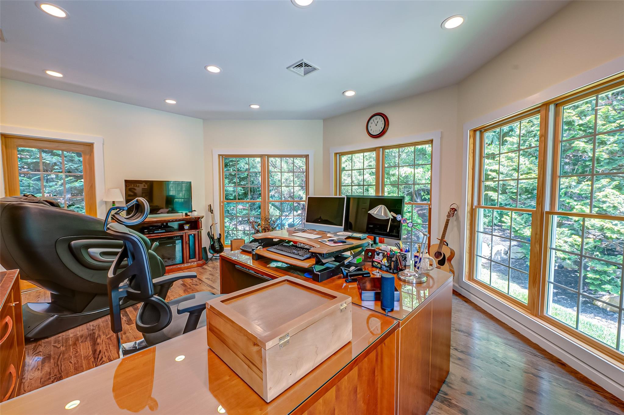 14 Eagle Landing Lndg, Mount Sinai, New York image 23