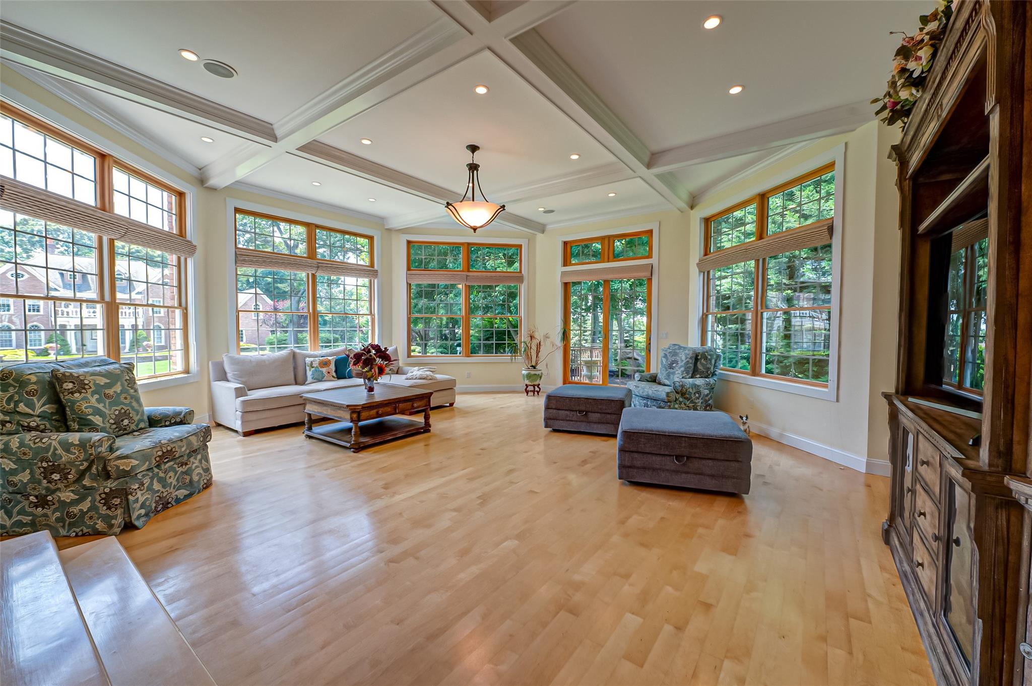 14 Eagle Landing Lndg, Mount Sinai, New York image 7