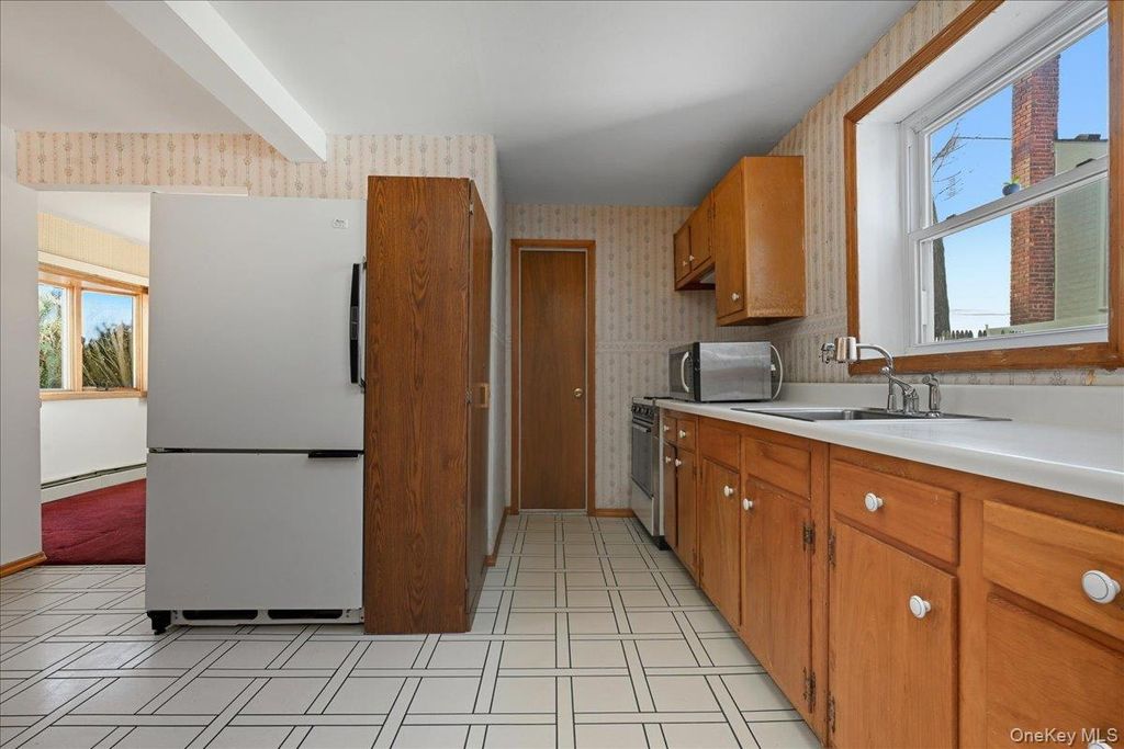 Photo of 2522 Hewlett Lane, Bellmore, NY 11710 (MLS # 951757)