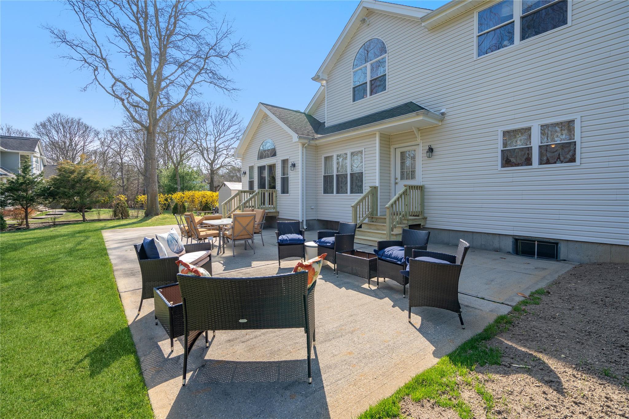 21 Moss Creek Lane, East Patchogue, Florida image 47