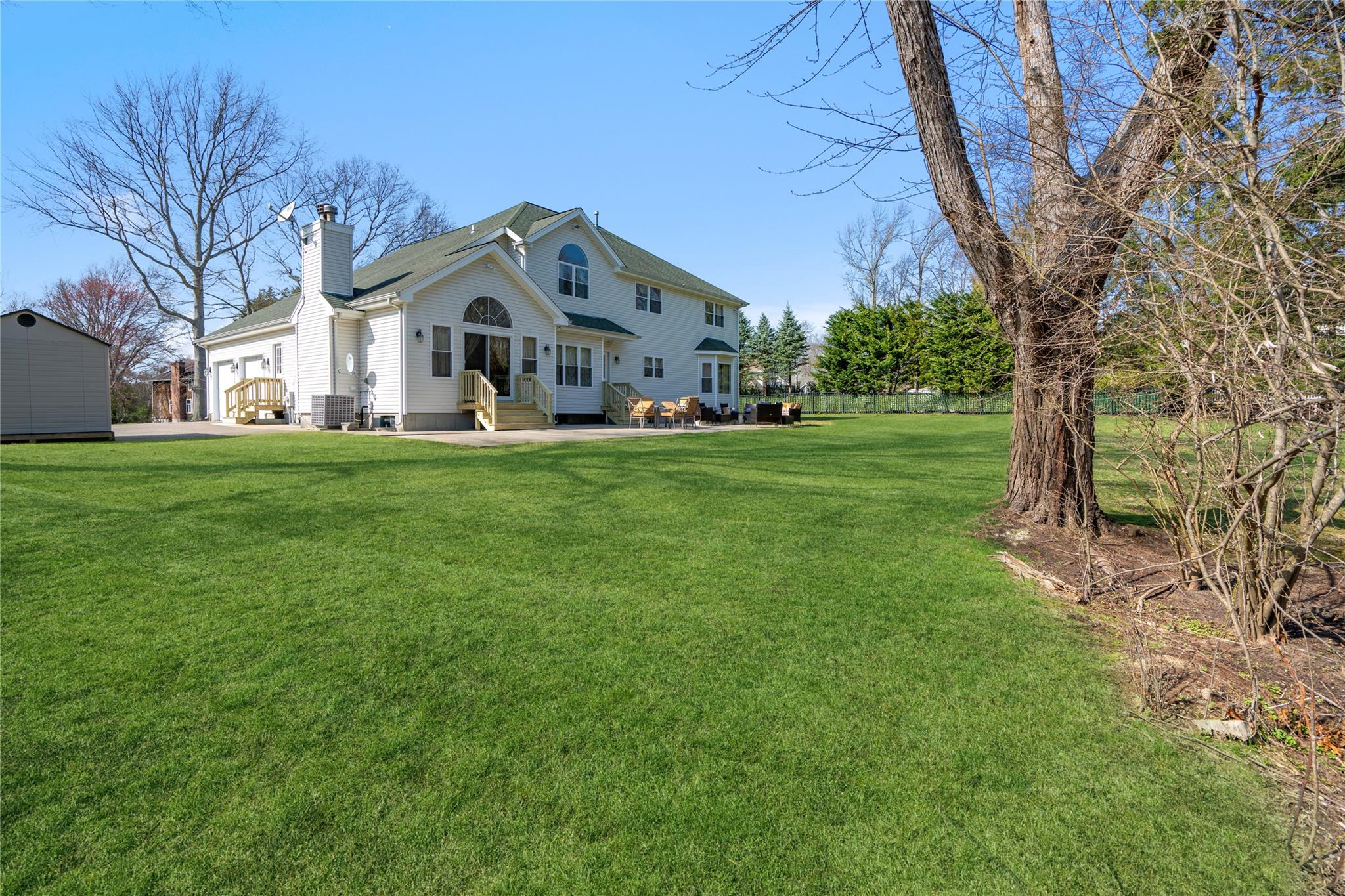 21 Moss Creek Lane, East Patchogue, Florida image 41