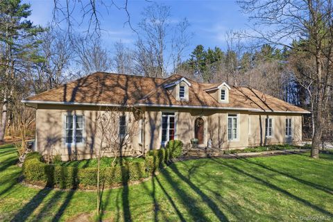 568 Sand Hill Road Gardiner NY 12525