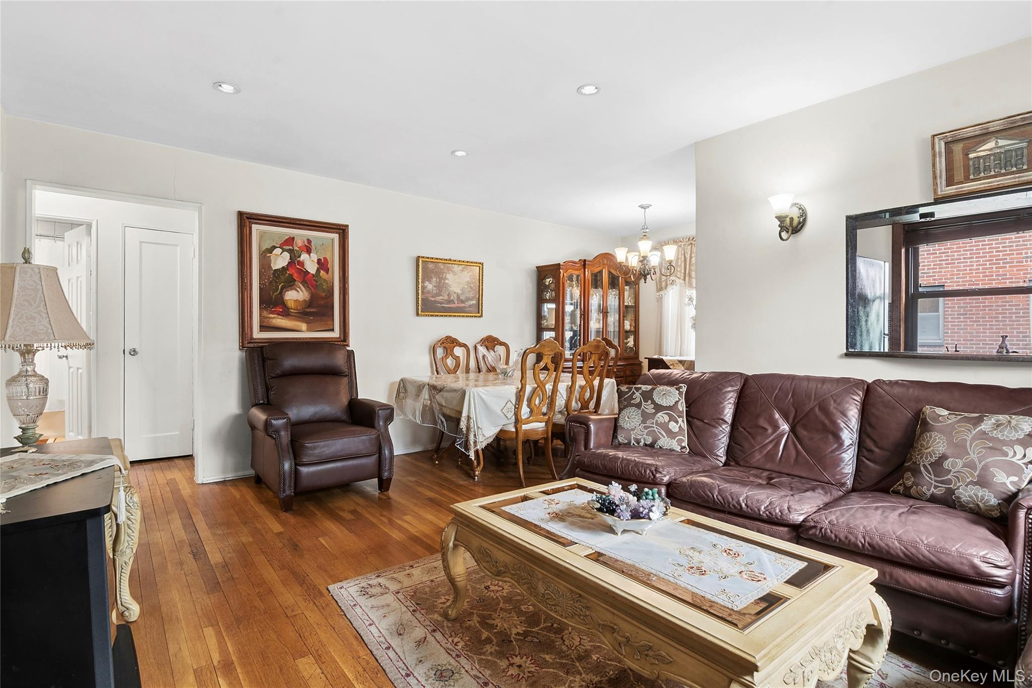 1640 160th Street 6113