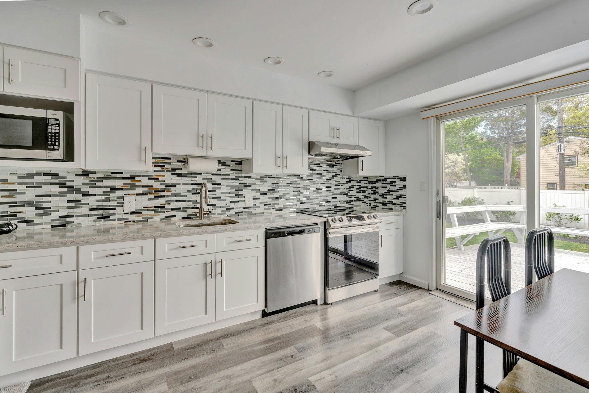 14 Henry Drive, Glen Cove, New York image 7