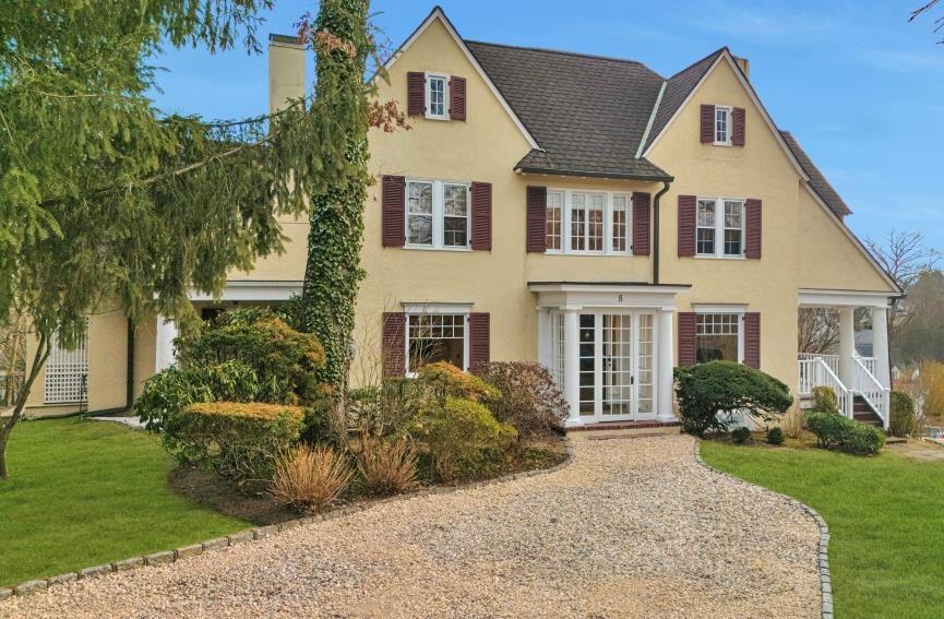 Property for Sale at Circle Road, Scarsdale, New York - Bedrooms: 5 
Bathrooms: 3  - $2,075,000