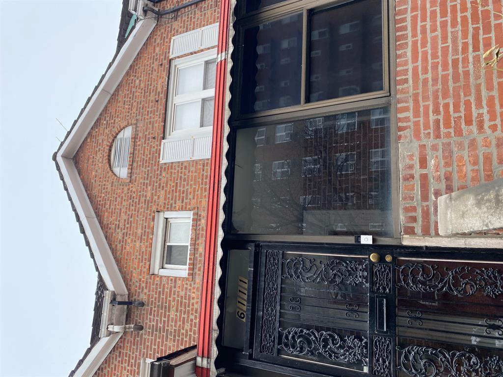 6111 Alderton Street, Rego Park, New York image 4