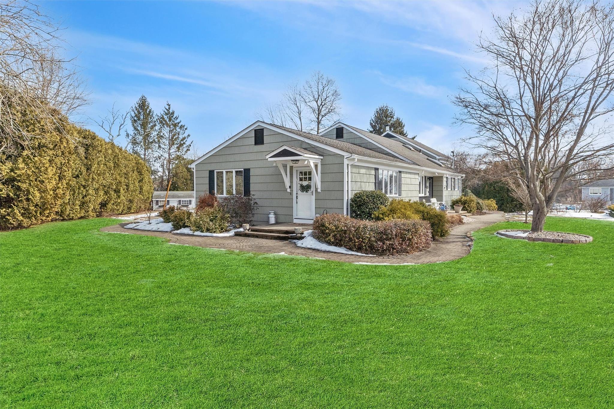 864 Fox Meadow Road, Yorktown Heights, New York image 3