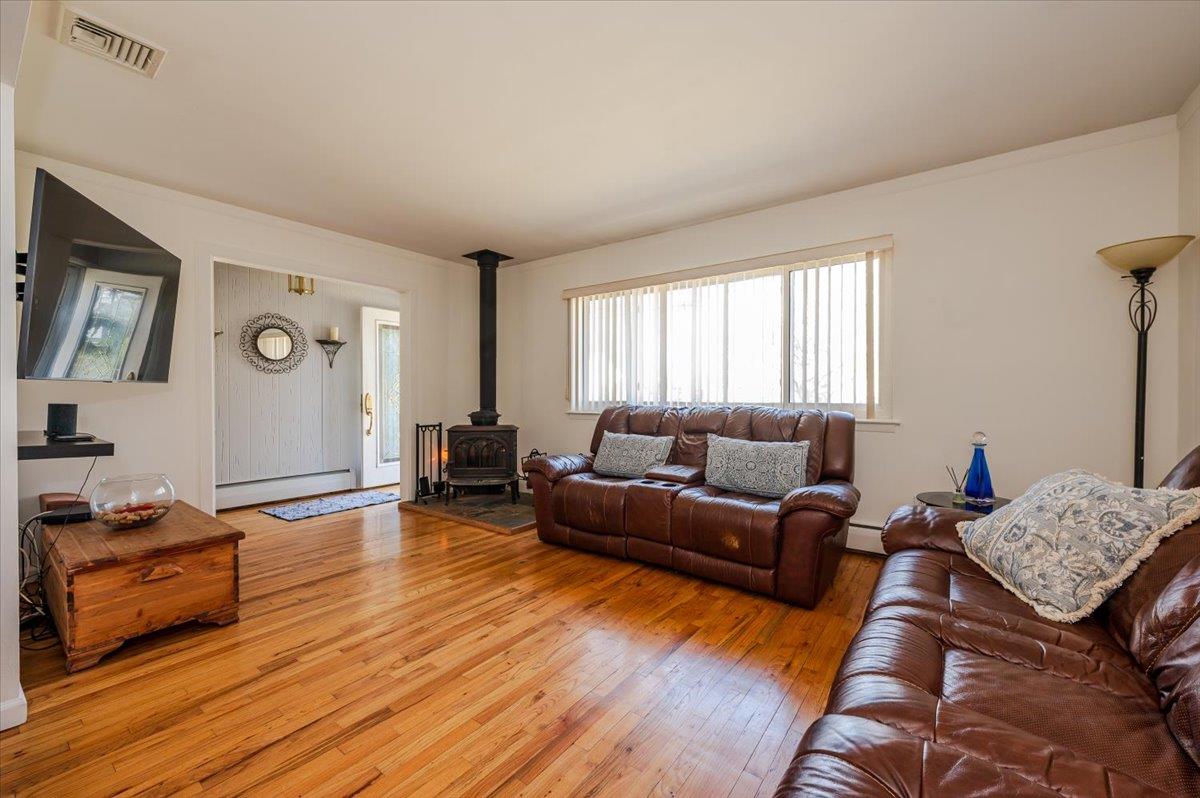 242 Elizabeth Avenue, Oceanside, New York image 4