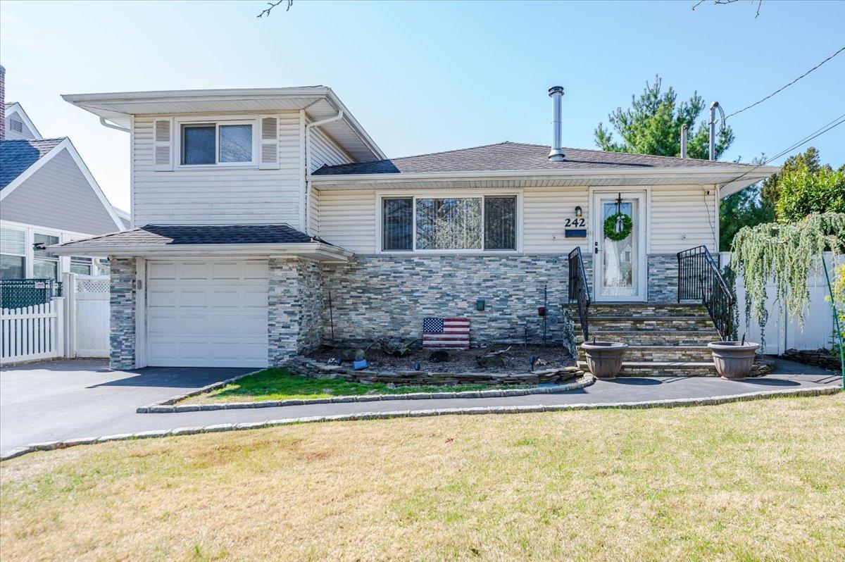 242 Elizabeth Avenue, Oceanside, New York image 1