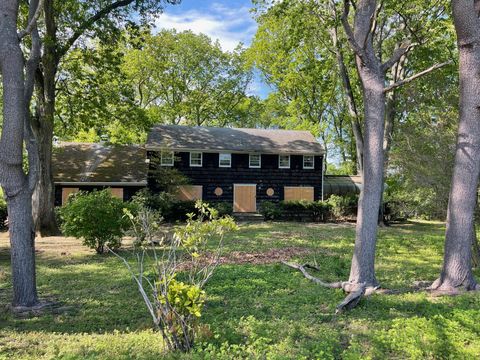 7 Beaver Drive Locust Valley NY 11560