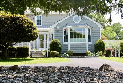 Photo of 116 Amsterdam Avenue, Hawthorne, NY 10532 (MLS # 1027337)
