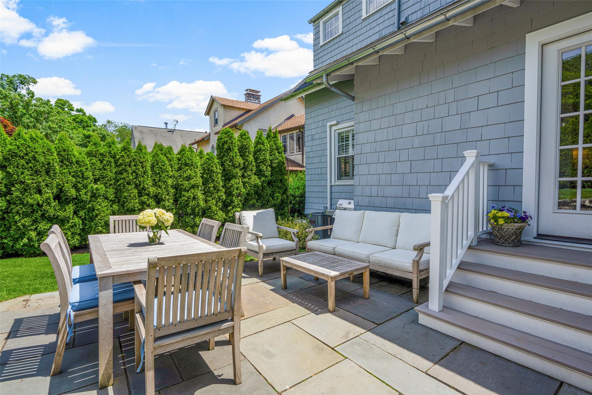 738 Forest Avenue, Larchmont, New York image 28