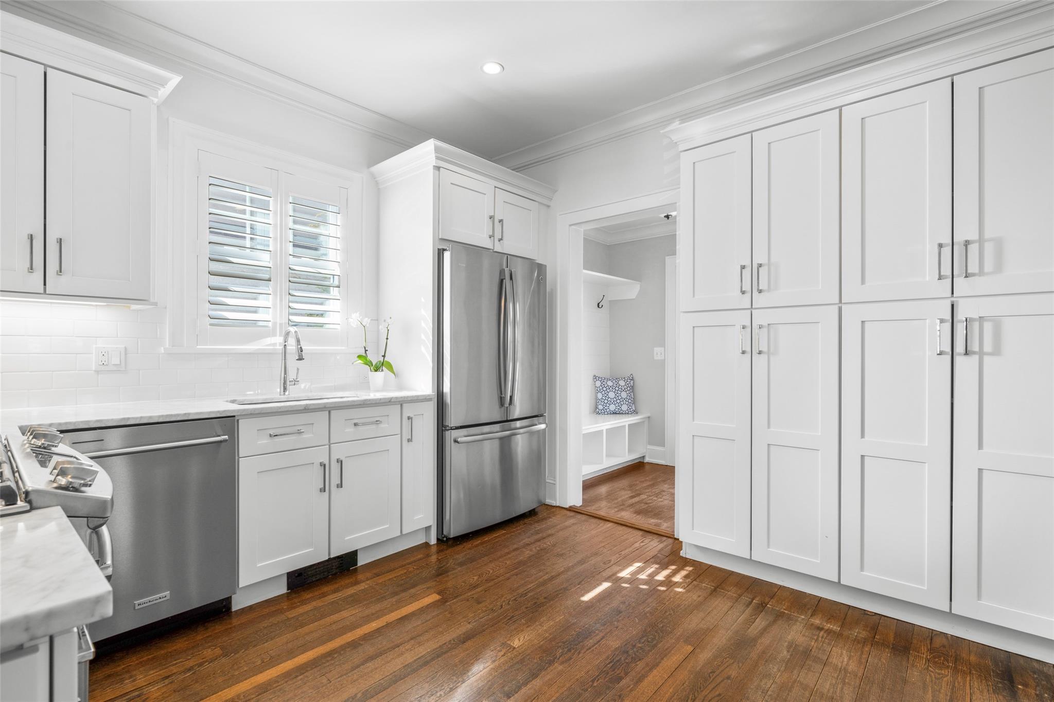 738 Forest Avenue, Larchmont, New York image 13