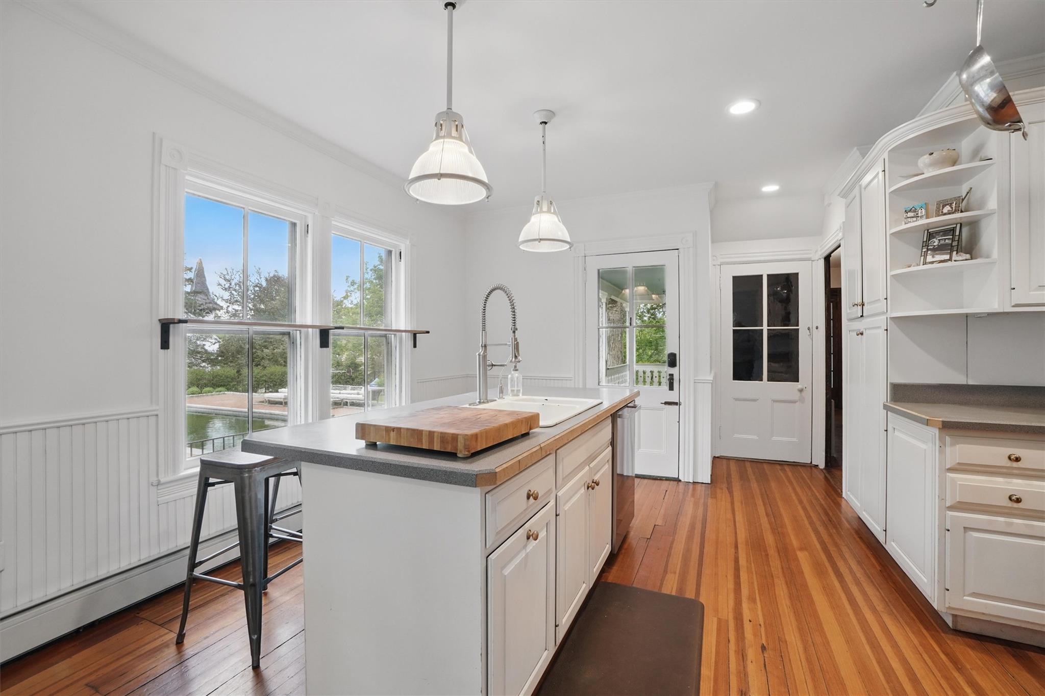 14 Smith Clove Road