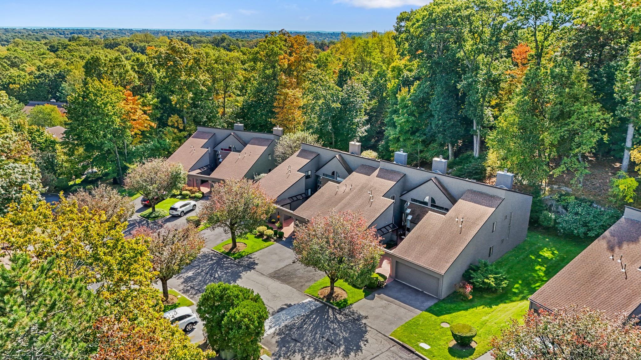 133 Stone Oaks Drive, Hartsdale, New York image 35