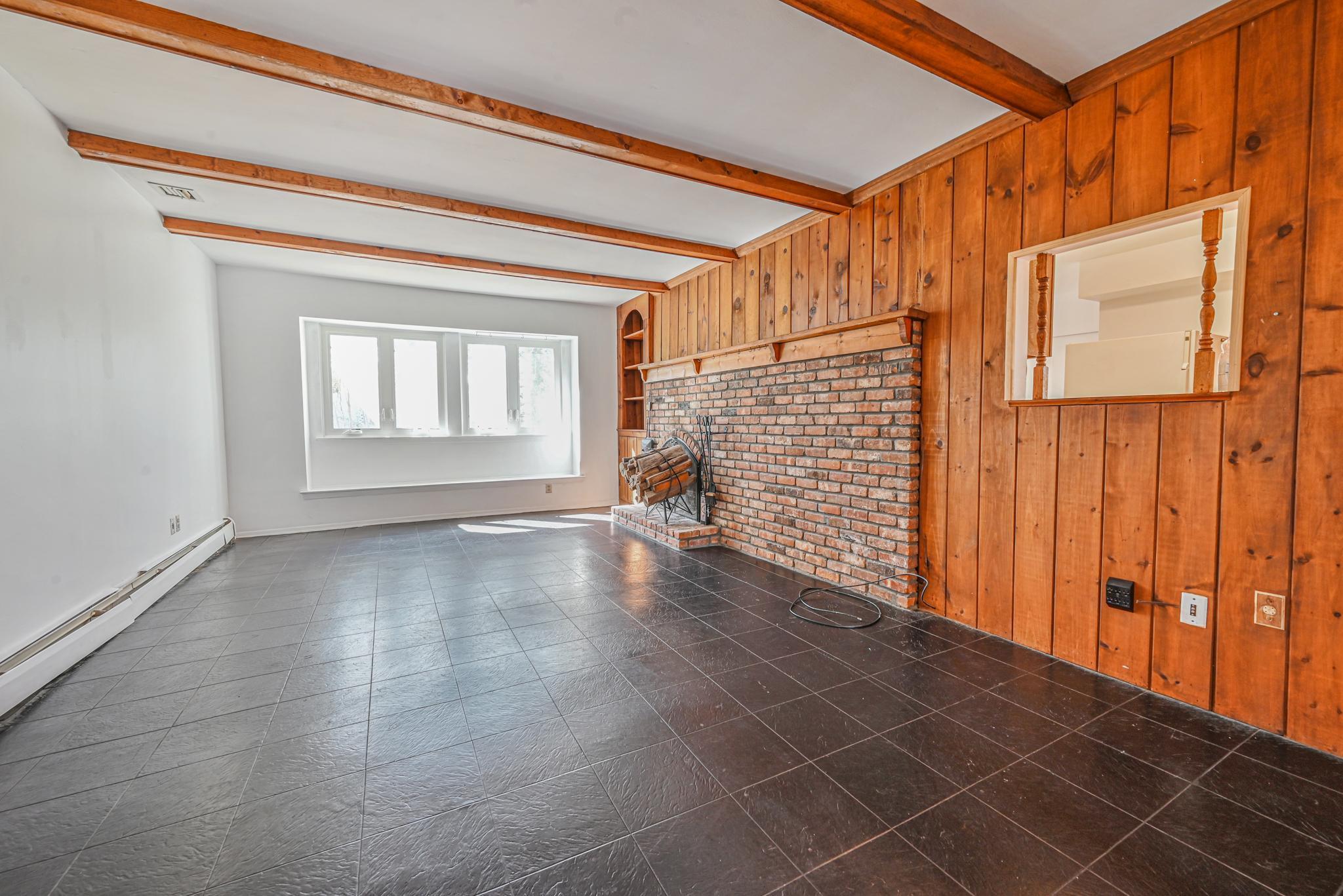 65 Thadford Street, East Northport, New York image 8