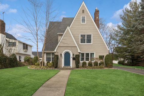 125 Locust Street Garden City NY 11530