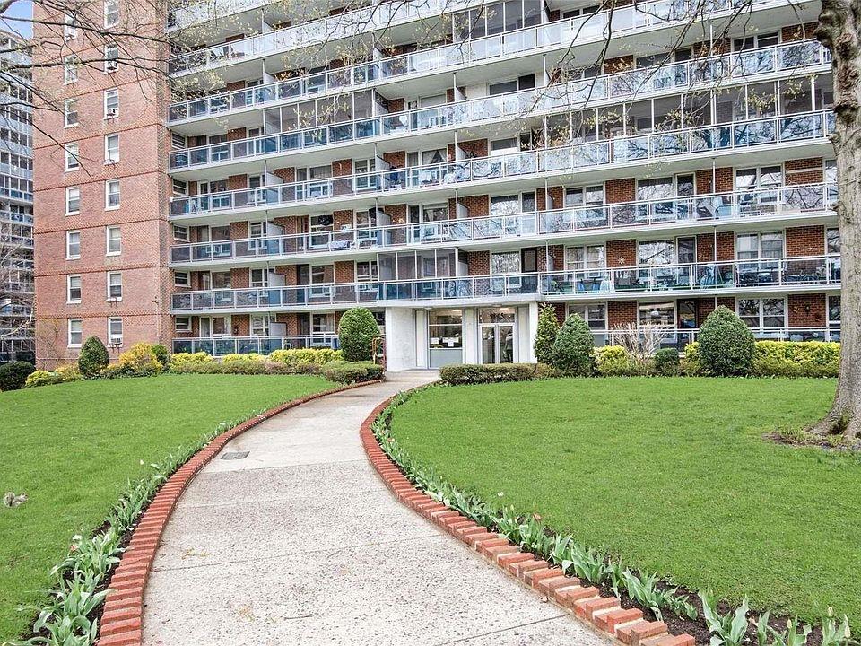 Property for Sale at 63 Road 15B, Rego Park, Queens, NY - Bedrooms: 1 
Bathrooms: 1 
Rooms: 3  - $299,000