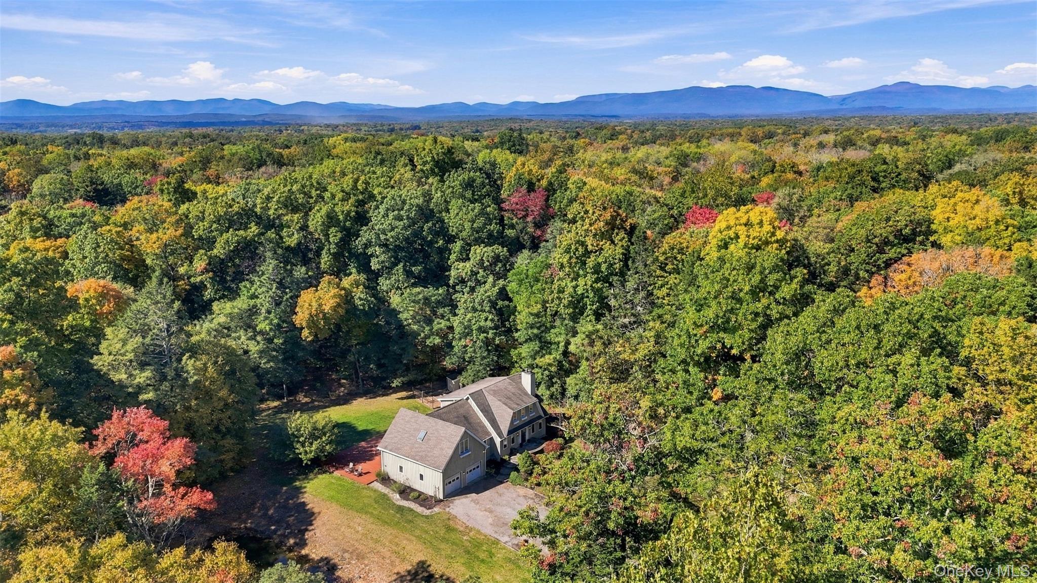 9 Buttonwood Lane