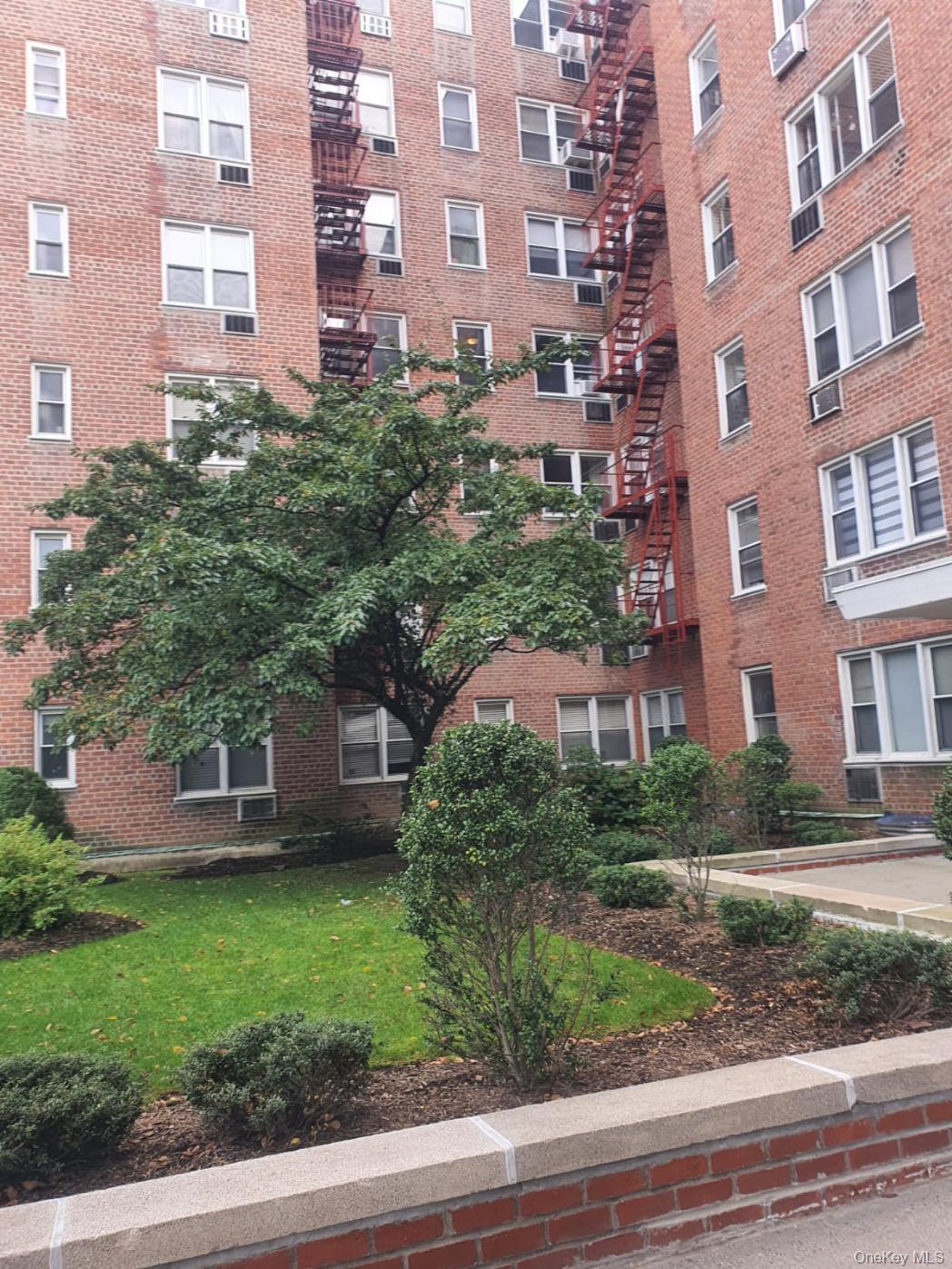 1 Sadore lane 3u