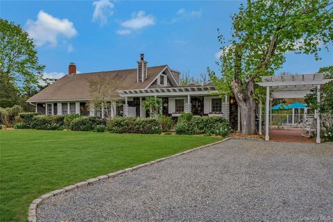 5A/5B Jessup Lane Quogue NY 11959