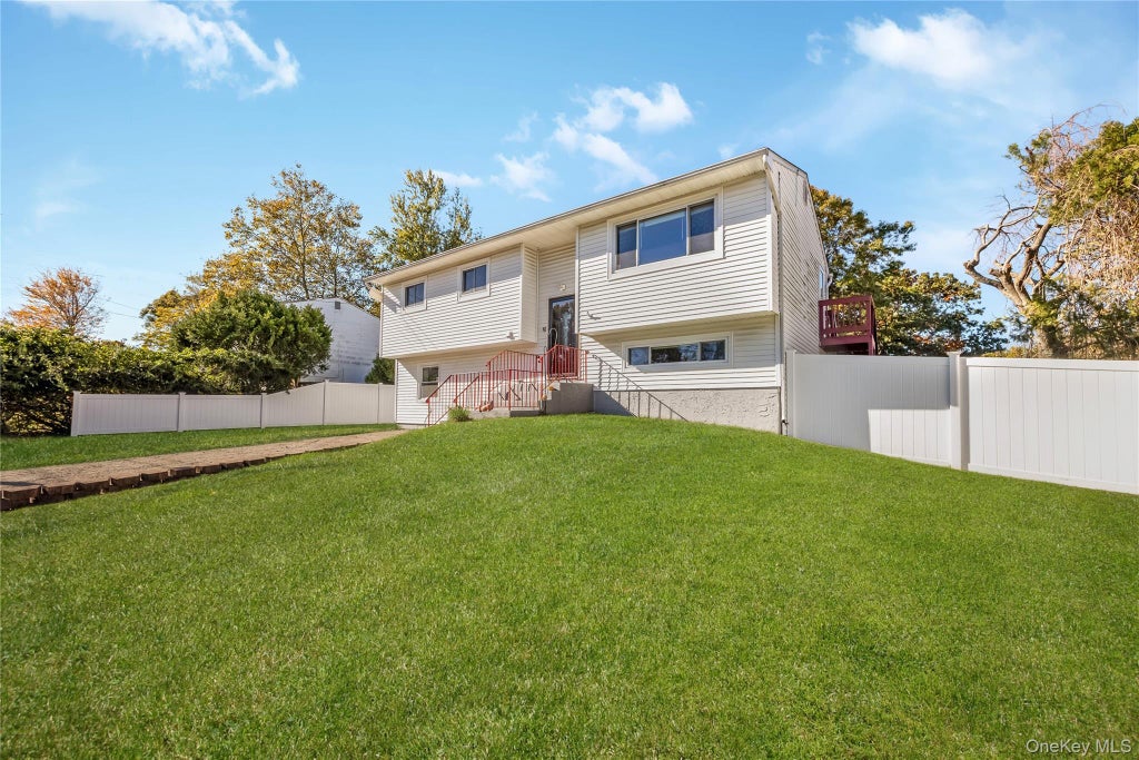 Photo of 22 Bart Drive, Selden, NY 11784 (MLS # 1067057)