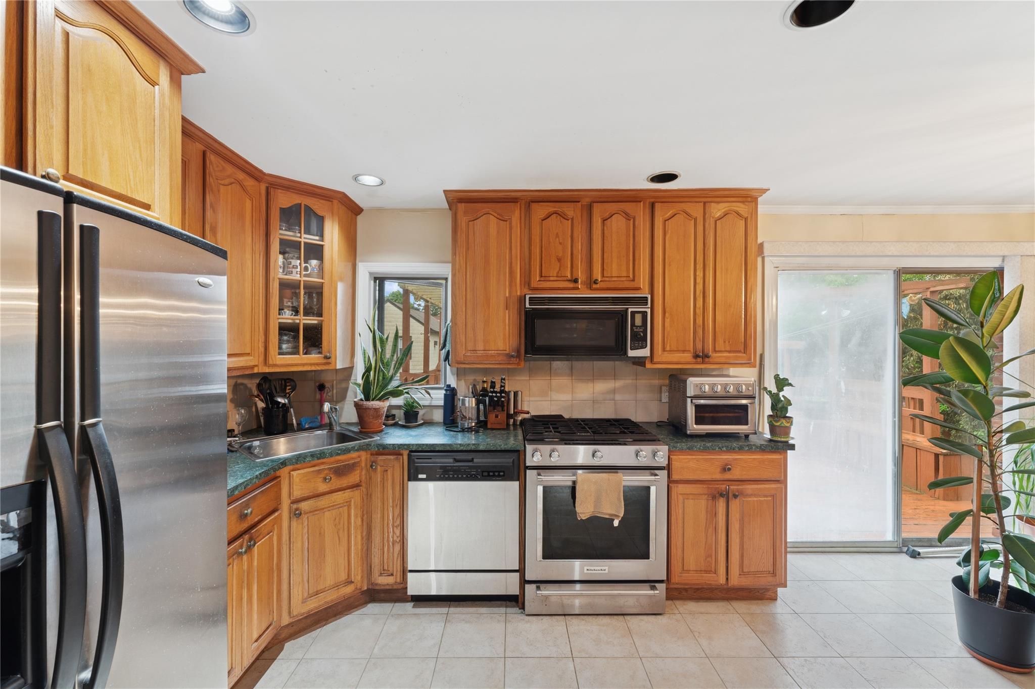 539 Keller Avenue, Elmont, New York image 7